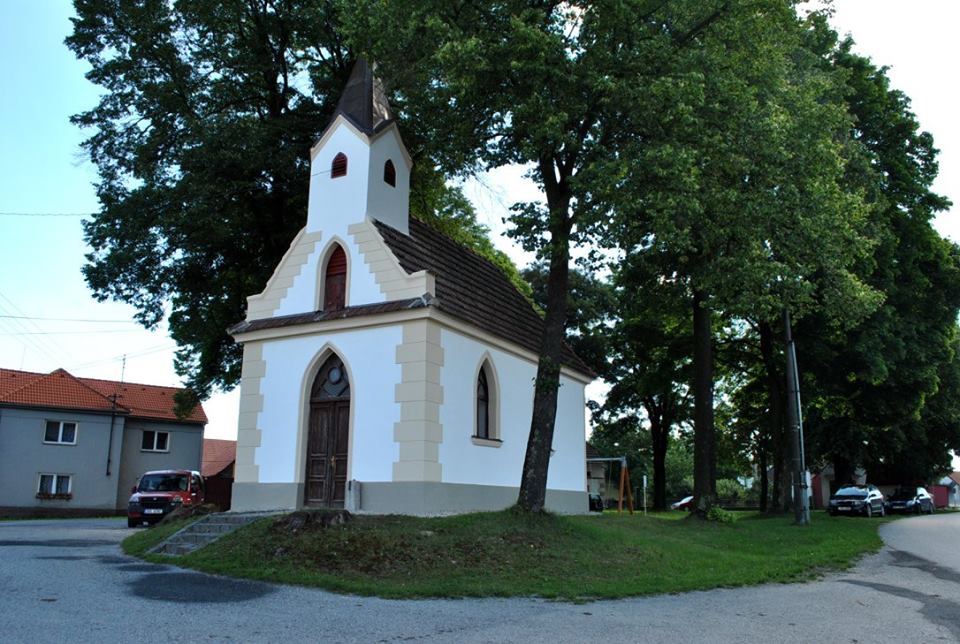 kaple po rekonstrukci fasády
